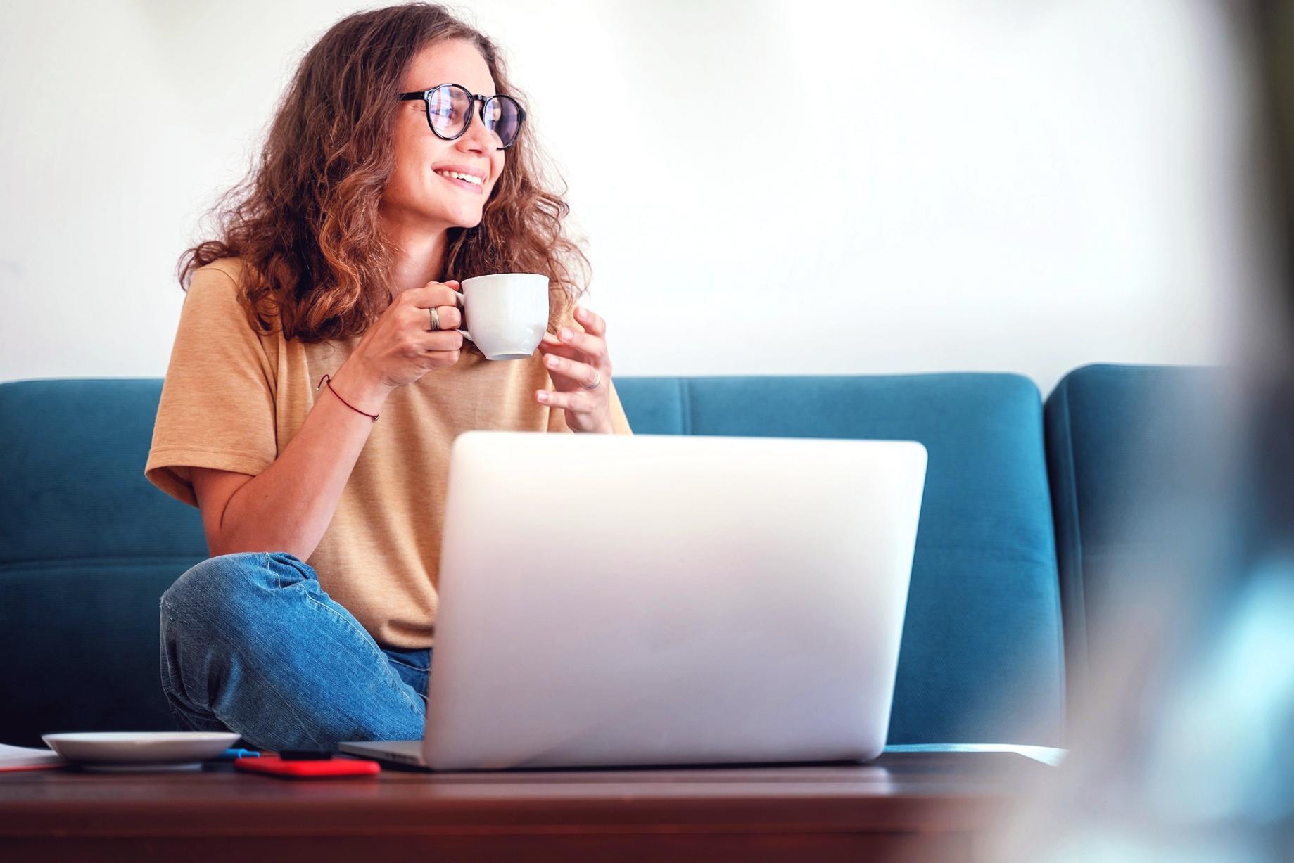 Professional SEO training environment with practical e-commerce optimization techniques